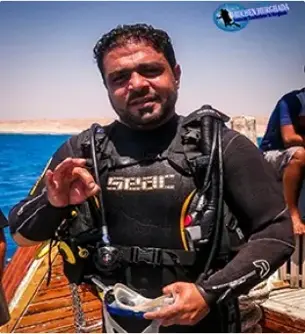 Yasser S Divemaster PADI